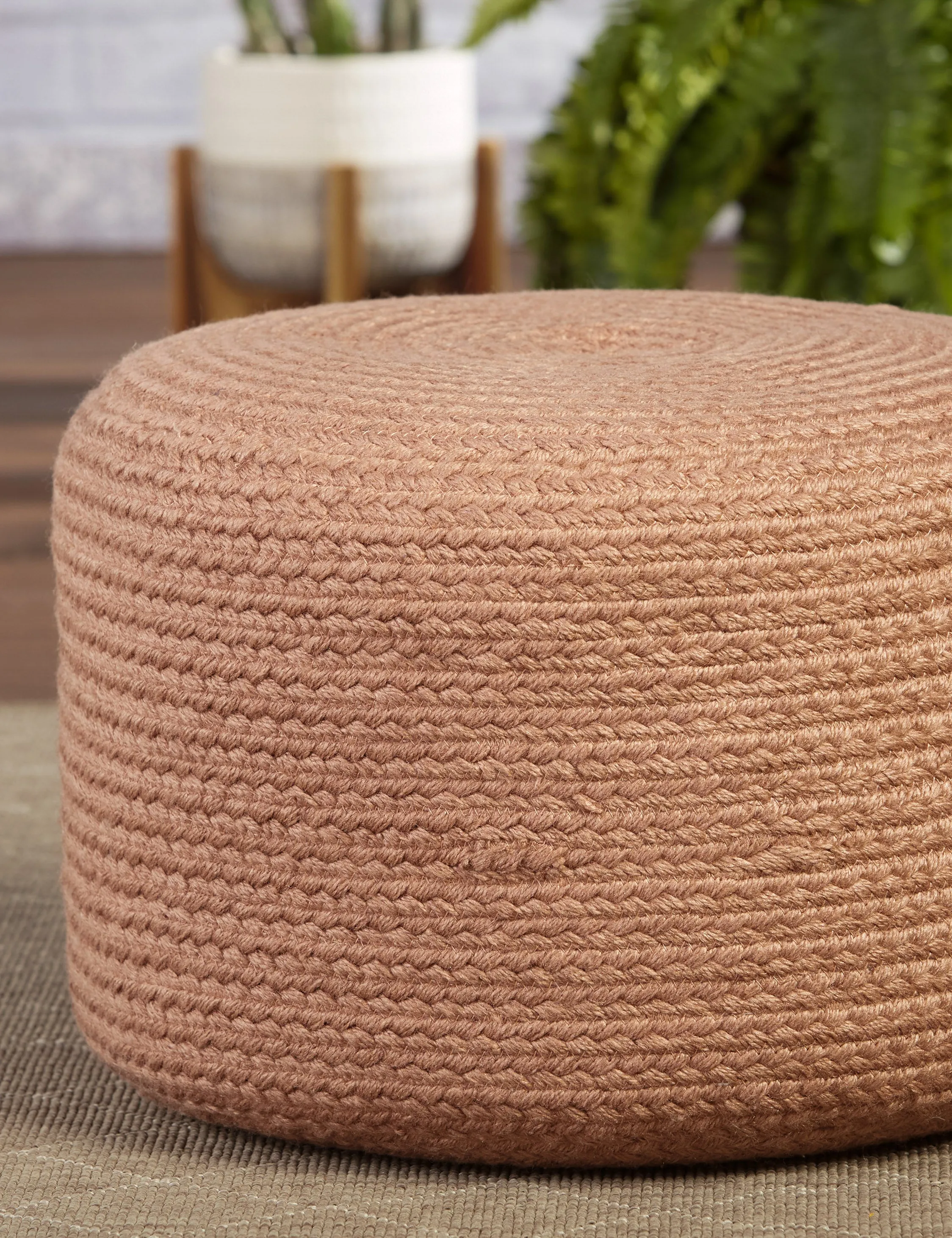 Otso Indoor / Outdoor Pouf
