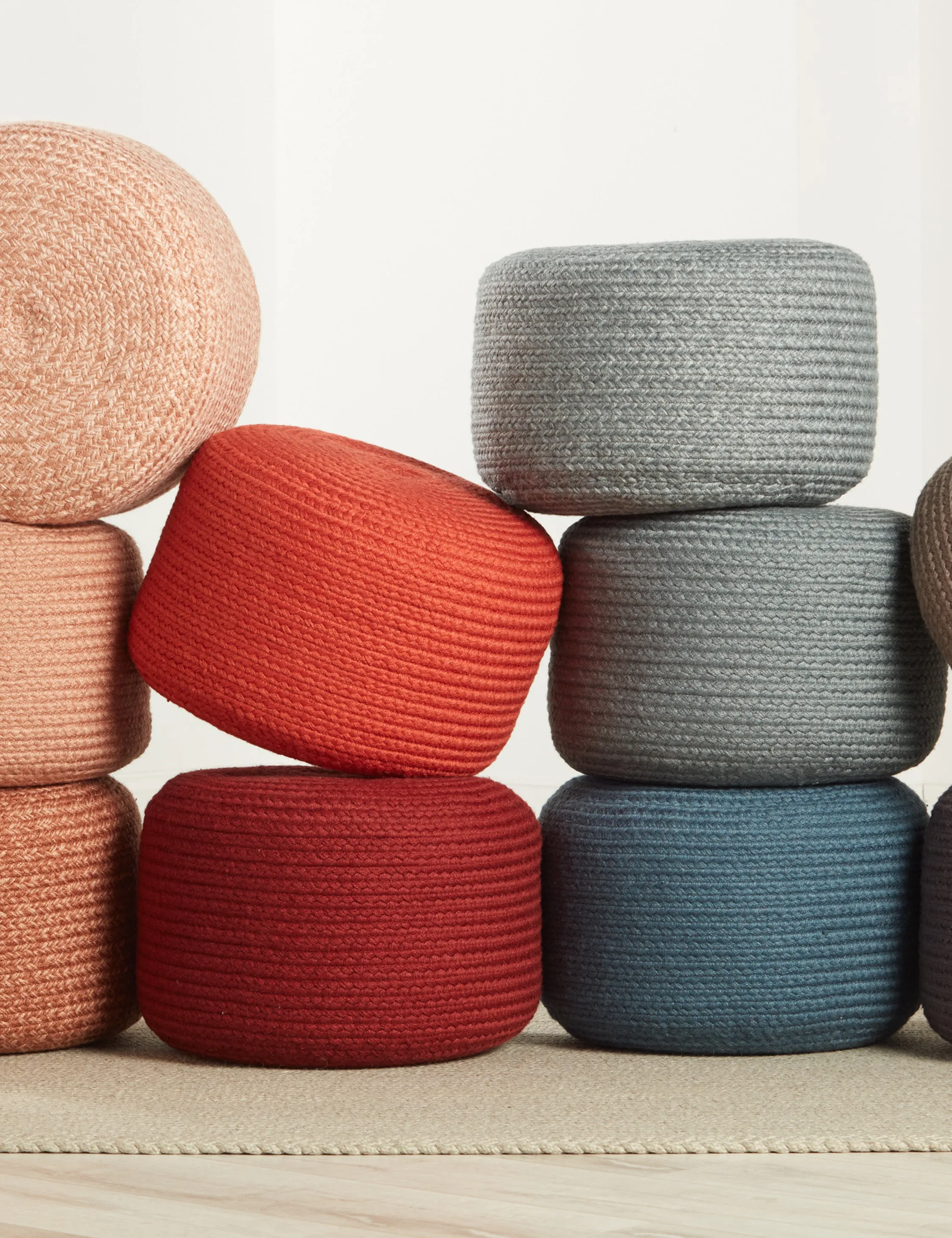 Otso Indoor / Outdoor Pouf
